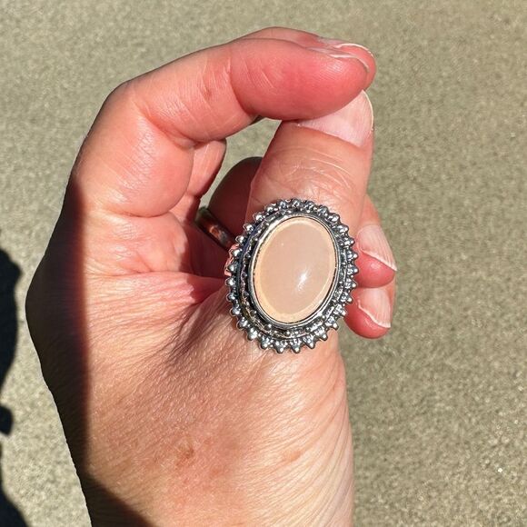 NEW Oval Peach Pink Cream Rose Quartz Vintage-inspired Silver Art Deco Ring Sz 9 - Picture 13 of 13